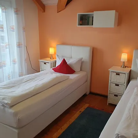 Armonia Altach, 2-6 P, 2 Schlafzimmer, Kueche, Parkplatz, Balkon, Wifi, Garten, Stellplatz Fuer * Altach