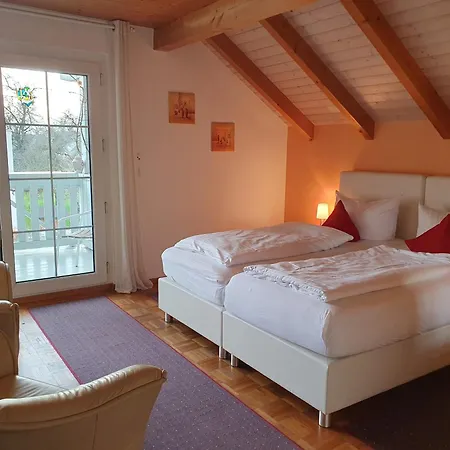 Armonia Altach, 2-6 P, 2 Schlafzimmer, Kueche, Parkplatz, Balkon, Wifi, Garten, Stellplatz Fuer Appartement Altach