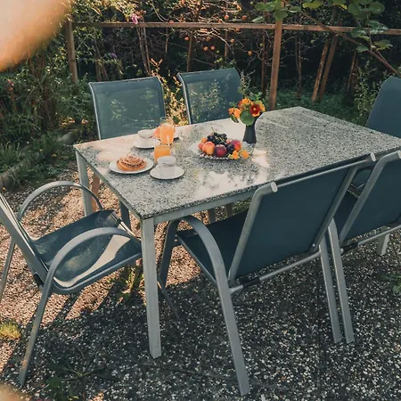 Armonia Altach, 2-6 P, 2 Schlafzimmer, Kueche, Parkplatz, Balkon, Wifi, Garten, Stellplatz Fuer Altach