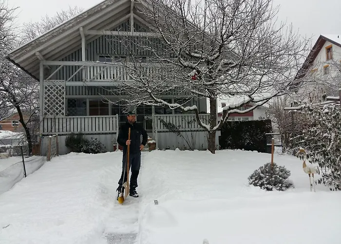 Armonia Altach, 2-6 P, 2 Schlafzimmer, Kueche, Parkplatz, Balkon, Wifi, Garten, Stellplatz Fuer Apartment *