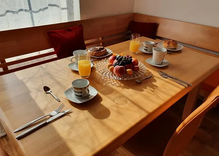 Apartment Armonia Altach, 2-6 P, 2 Schlafzimmer, Kueche, Parkplatz, Balkon, Wifi, Garten, Stellplatz Fuer Altach